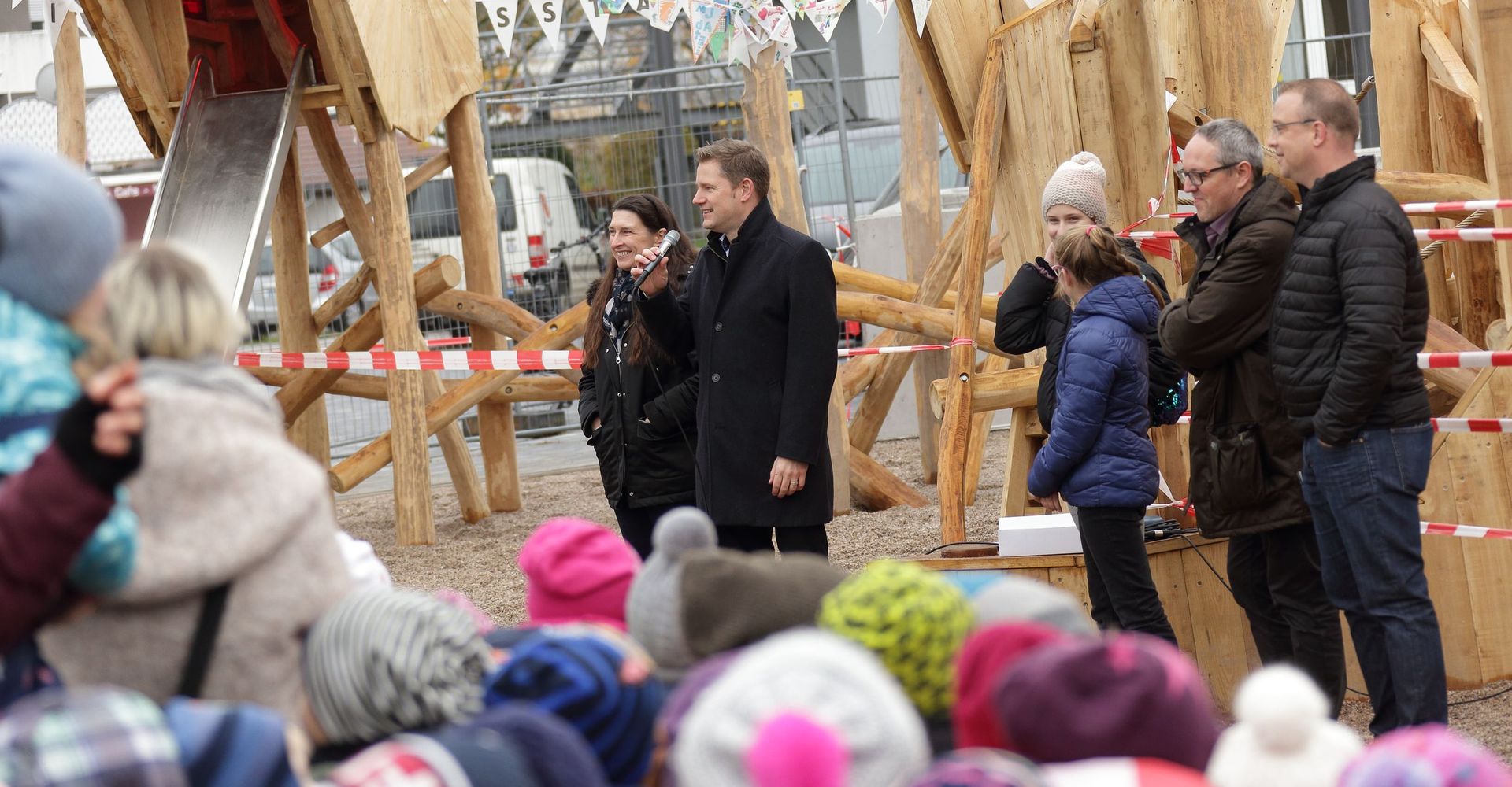  <div class=caption-wrap> <a href="/foerderer.html" target="_blank"><p>Förderverein aller Remchinger Kinder und Jugendlichen - jetzt spenden</p></a> </div> 
